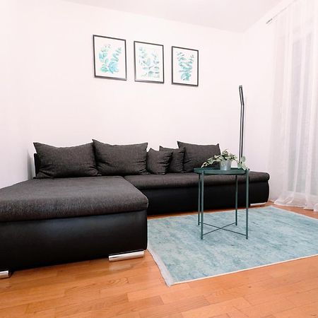 Doma-Lu Apartment-Near Airport And Highway- Free Parking Velika Mlaka Εξωτερικό φωτογραφία