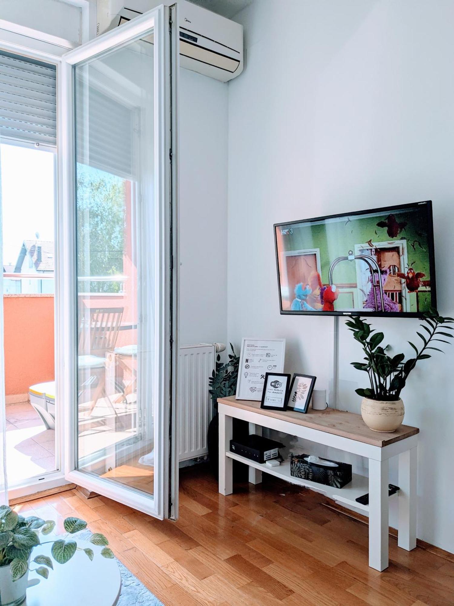 Doma-Lu Apartment-Near Airport And Highway- Free Parking Velika Mlaka Εξωτερικό φωτογραφία